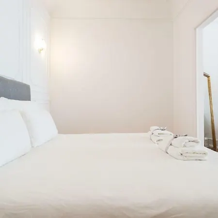 Avenida Praia Da Vitoria Apartament *