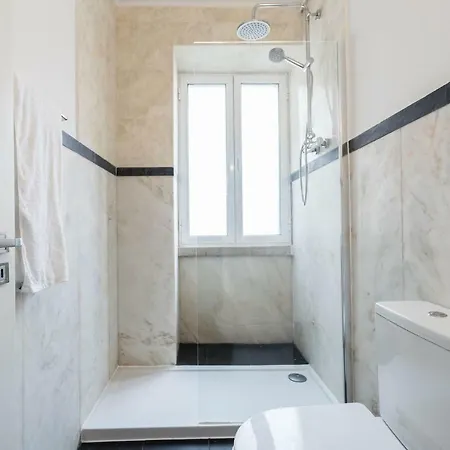 Avenida Praia Da Vitoria Appartement *